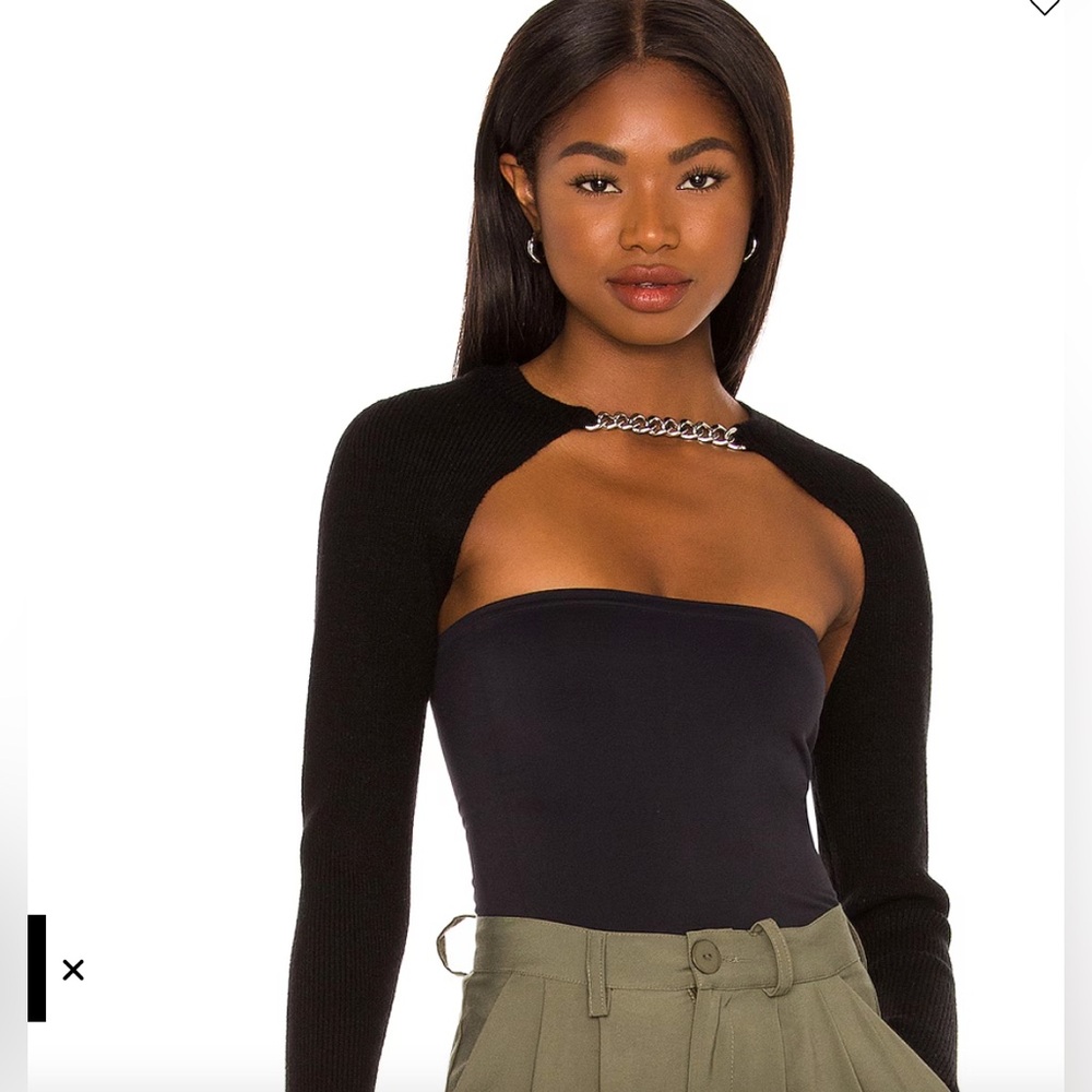 NBD Angela shrug with chain